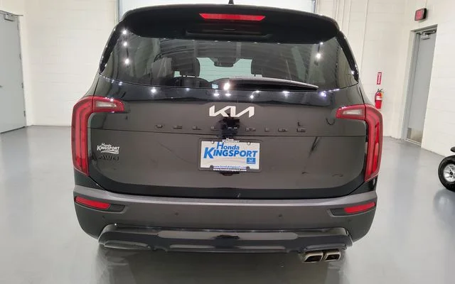 Used 2022 Black Kia SX image 5