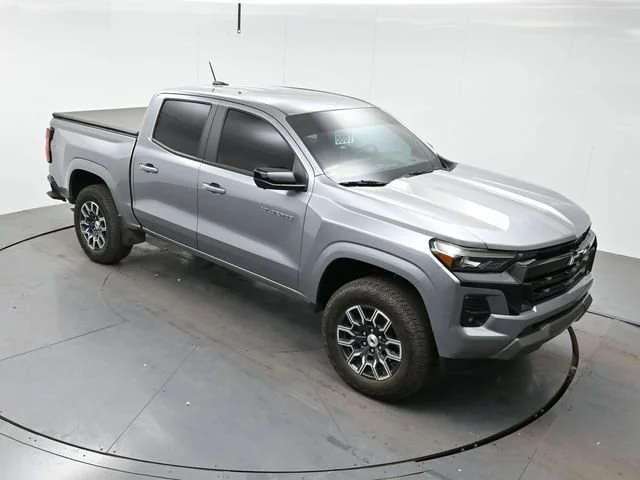 Used 2024 Sterling Gray Metallic Chevrolet Z71 image 17
