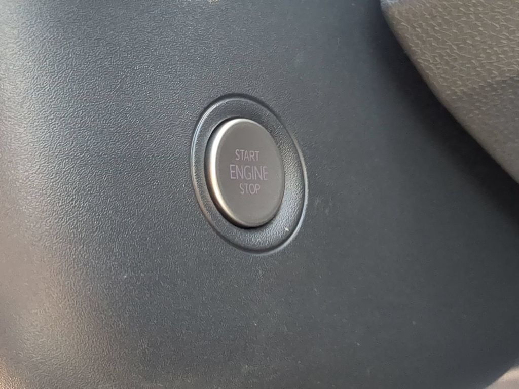 Certified Used 2022 Silver Volkswagen Pro S image 33