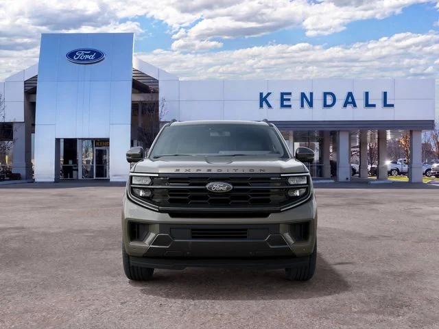 New 2027 Marsh Gray Ford Platinum image 3
