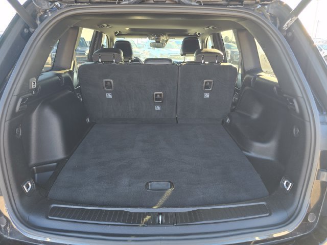 Certified Used 2024 Diamond Black Crystal Pearlcoat Jeep Altitude X image 32