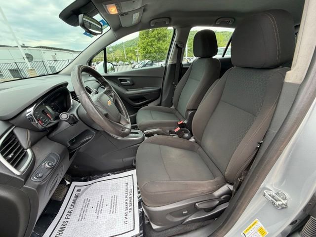Certified Used 2017 SILVER ICE METALLIC Chevrolet LS image 15