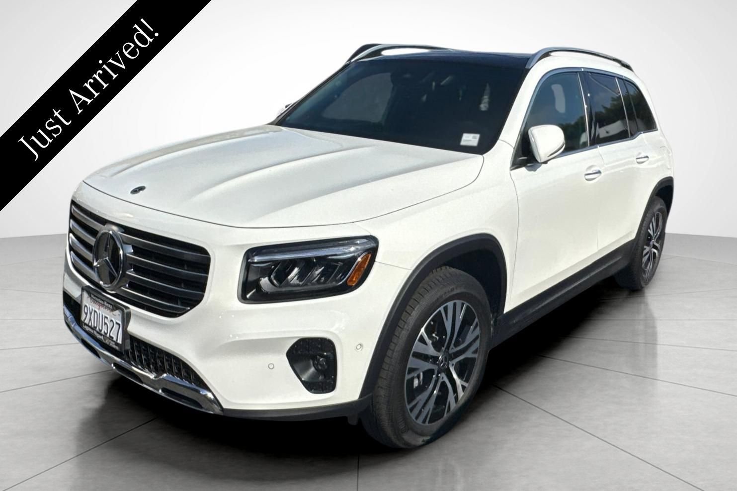 Used 2026 White Mercedes-Benz GLB 250 image 1