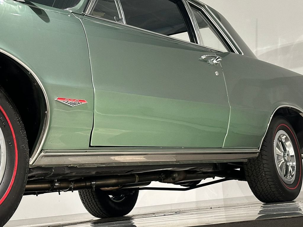 Used 1964 Green Pontiac  image 34
