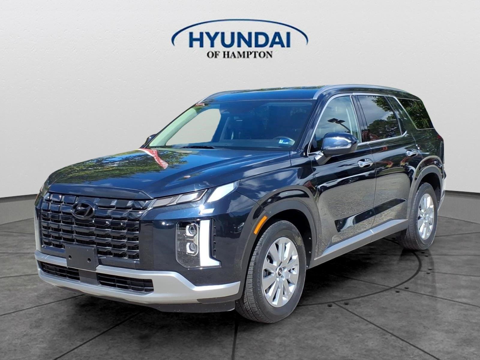 Used 2025 Moonlight Cloud Hyundai SEL image 1