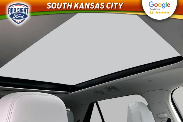 New 2026 Star White Metallic Tri-Coat Ford Platinum™ image 12
