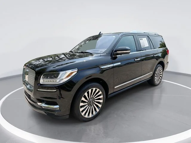 Used 2019 Black Lincoln Reserve image 1