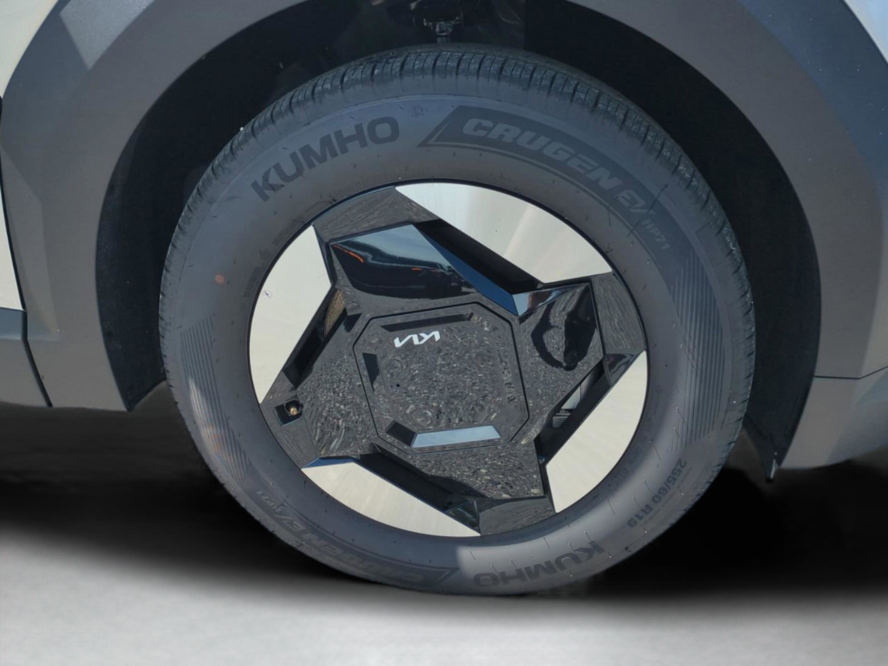 2026 Kia EV9 Light - Photo 17