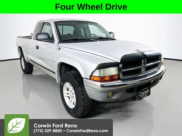 2002 Dodge Dakota Sport 4X4 Club Cab's photo