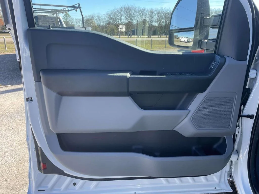 New 2025 White Ford XL image 15
