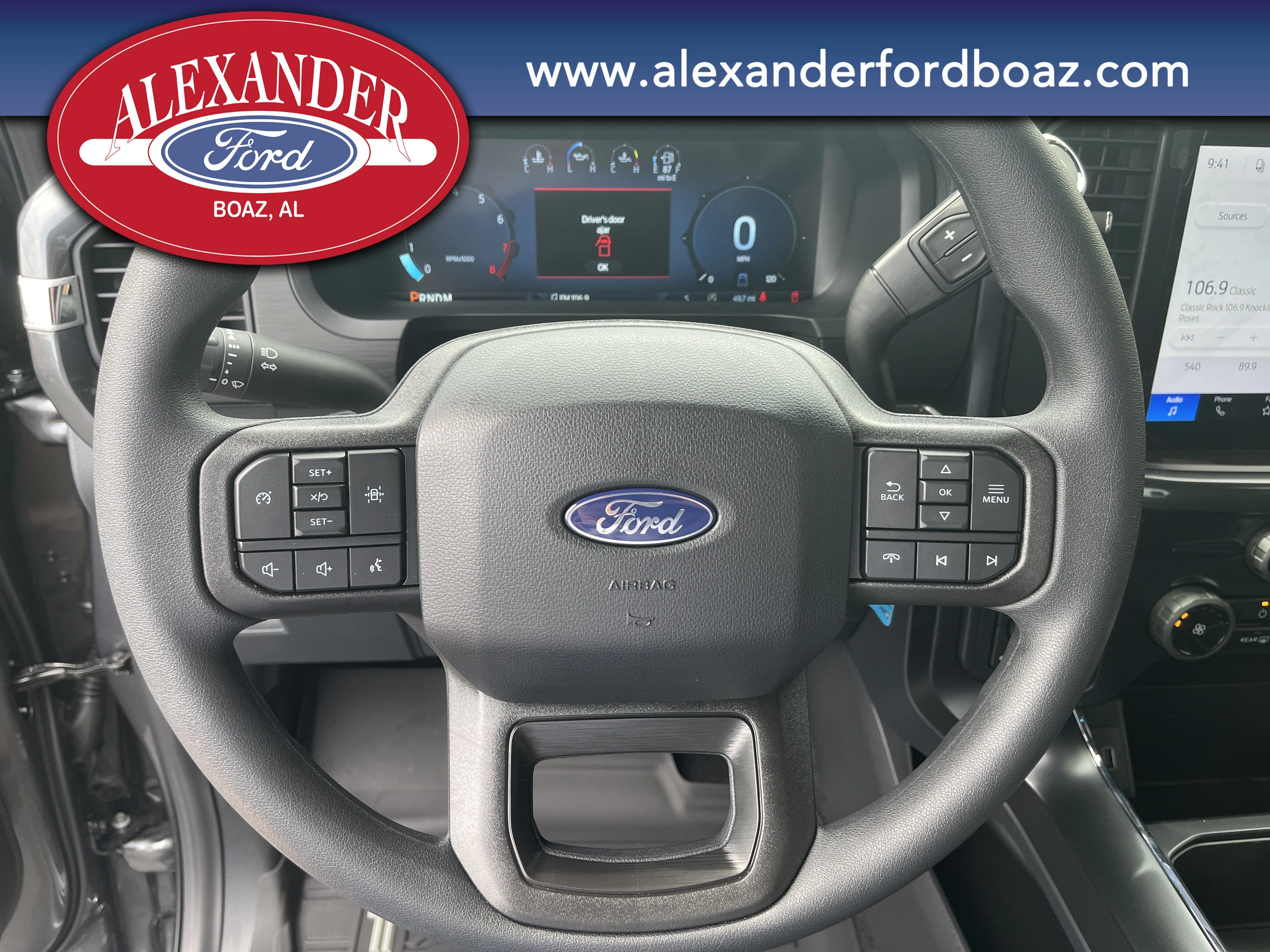 New 2026 Carbonized Gray Metallic Ford Lobo image 21