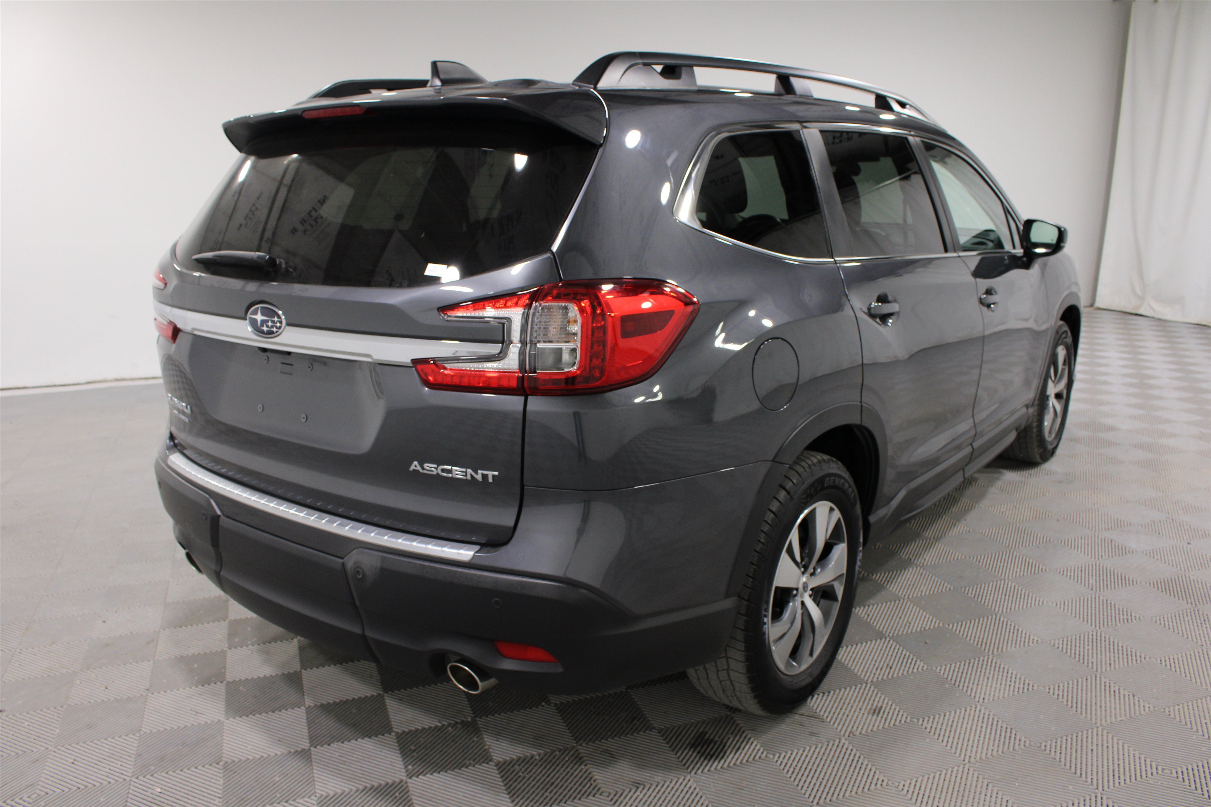 Used 2024 Magnetite Gray Metallic Subaru Premium image 29