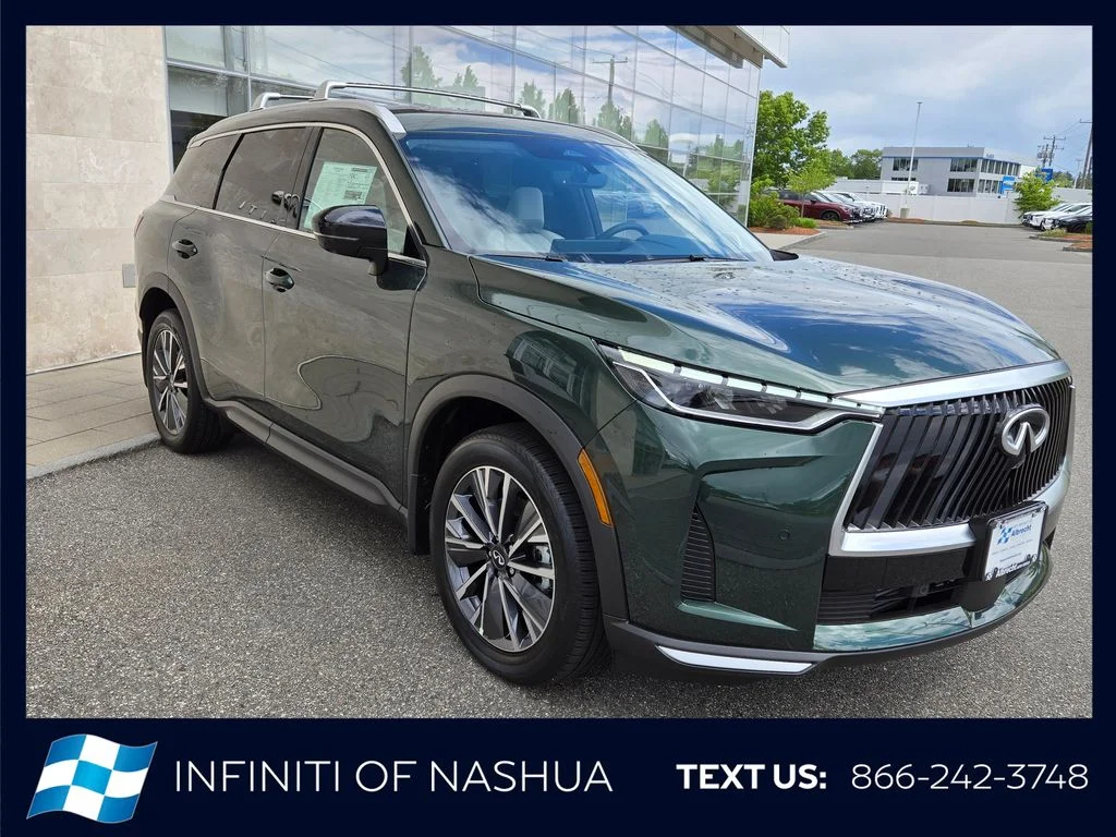 New 2027 DEEP EMERALD INFINITI Luxe AWD image 14