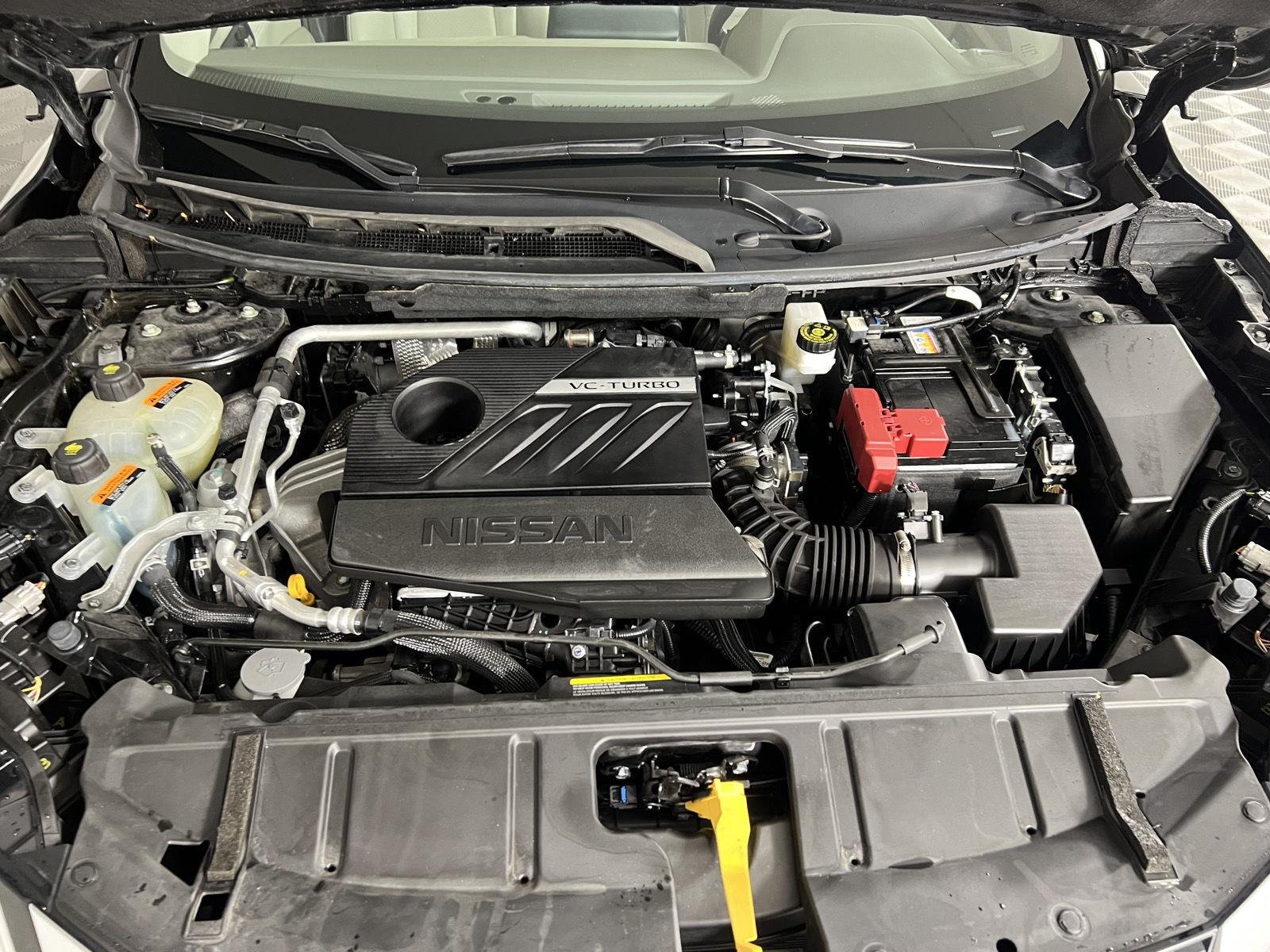 Used 2023 Super Black Nissan SV image 3