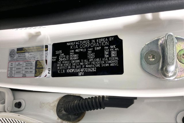 Used 2023 White Kia LX image 17