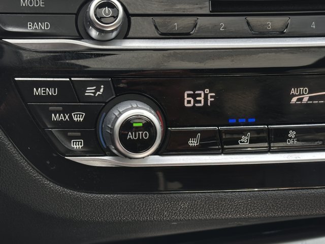 Used 2019 Black Sapphire Metallic BMW sDrive30i/Heated-Cooled Seats/Blind Spot/Pano Roof image 15