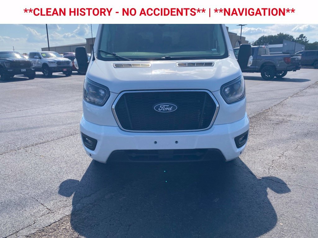 Used 2026 Oxford White Ford XLT image 2