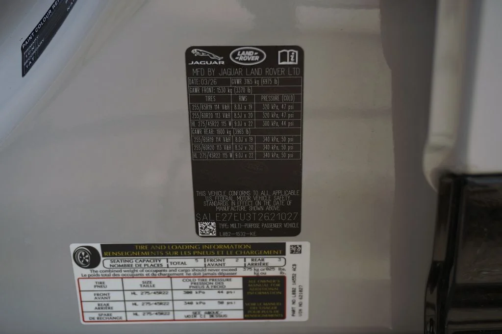 New 2026 Borasco Grey Land Rover X-Dynamic SE image 32