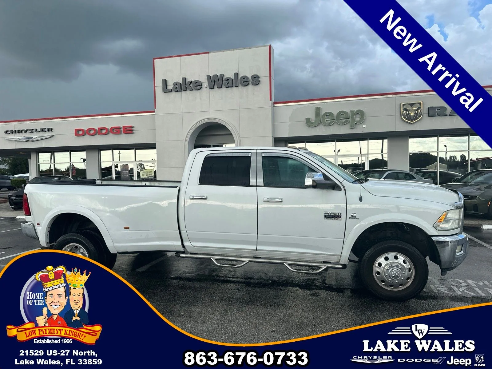 Used 2011 White Ram Laramie image 2