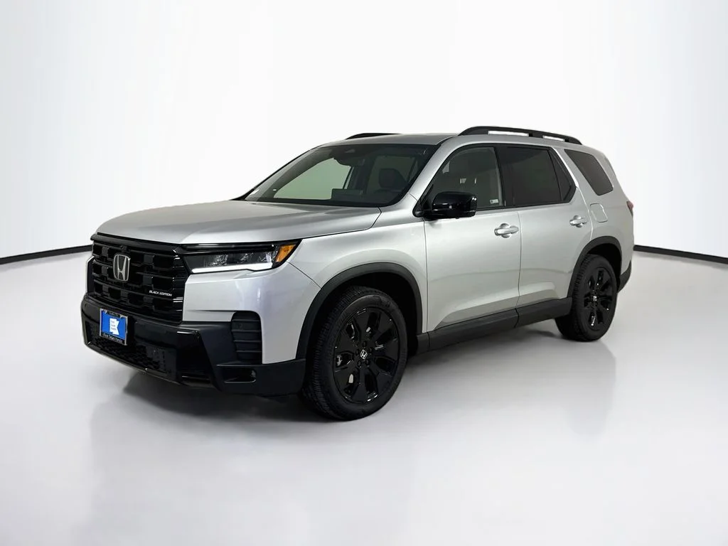 New 2026 Solar Silver Metallic Honda Black Edition image 3
