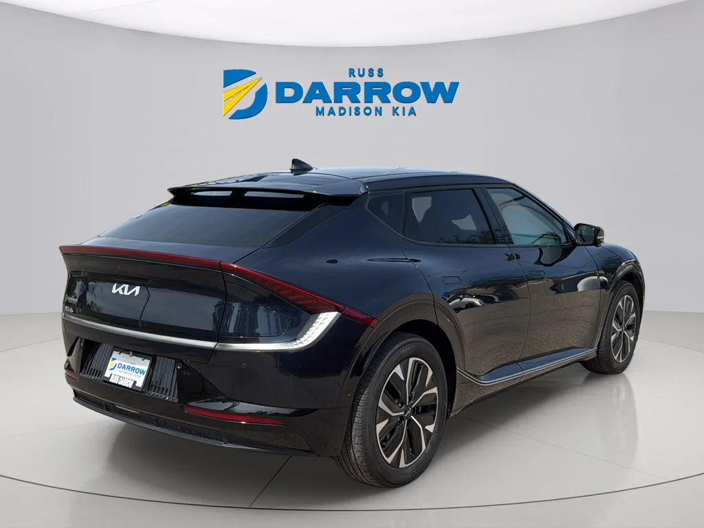Used 2023 Gravity Blue Kia Wind image 5