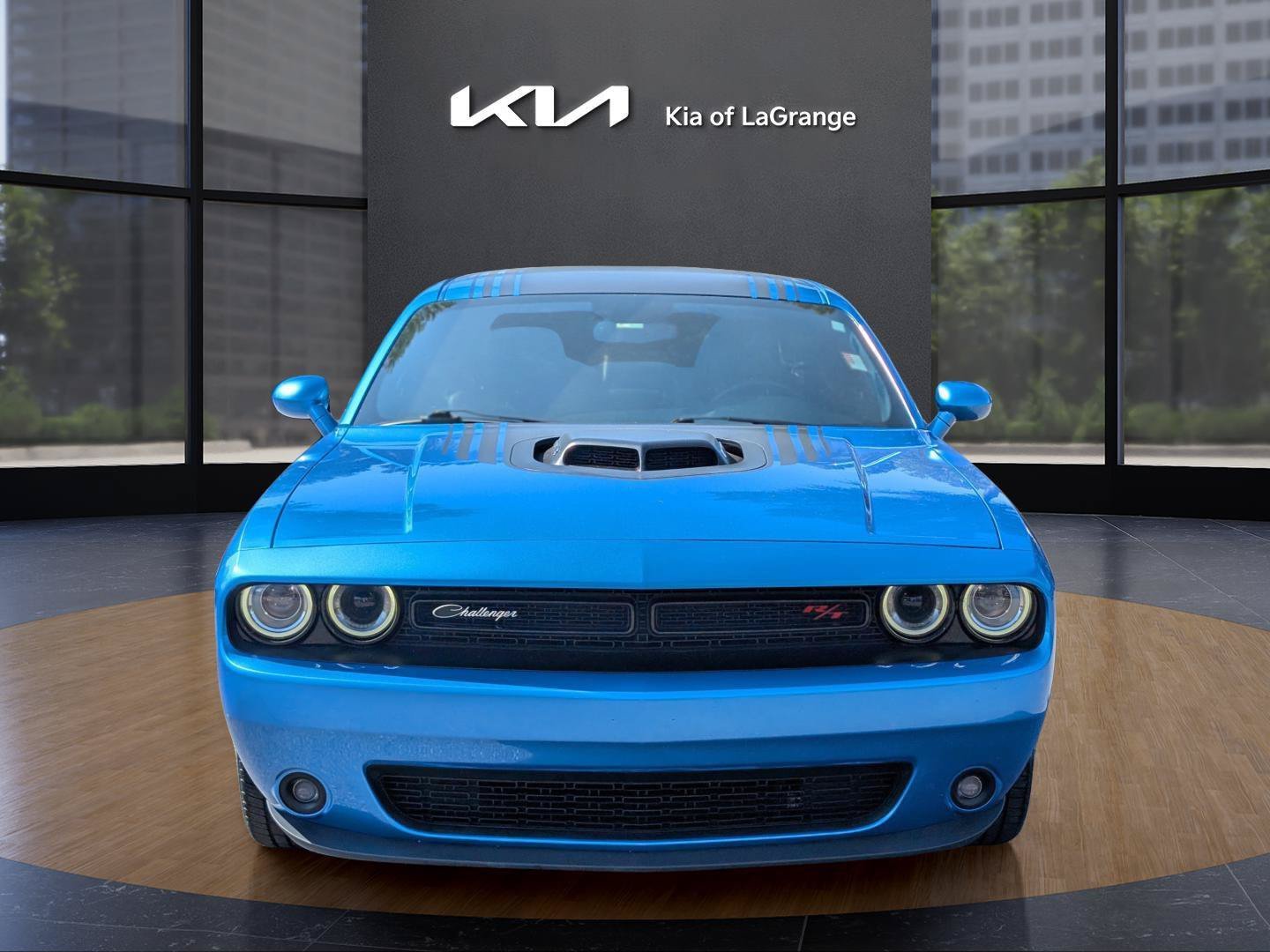 Used 2015 Blue Dodge R/T Plus Shaker image 2