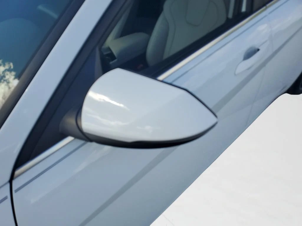 Used 2021 White Hyundai Limited image 28
