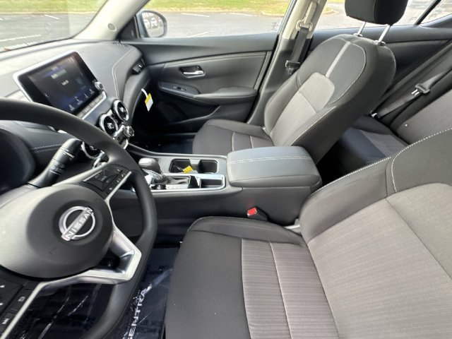Used 2025 Gray Nissan SV image 21