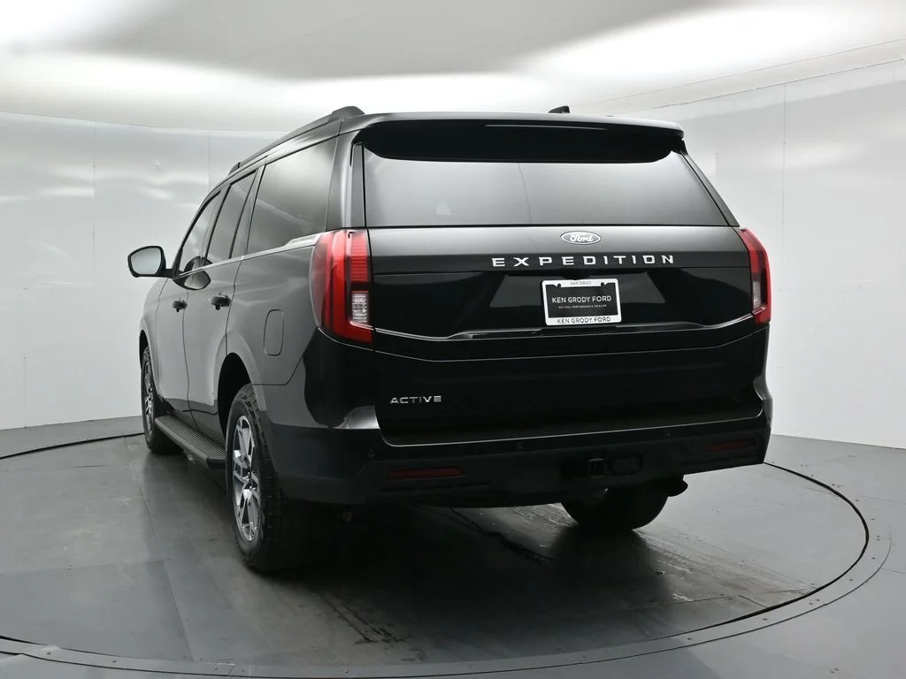 New 2026 Agate Black Metallic Ford Active image 27