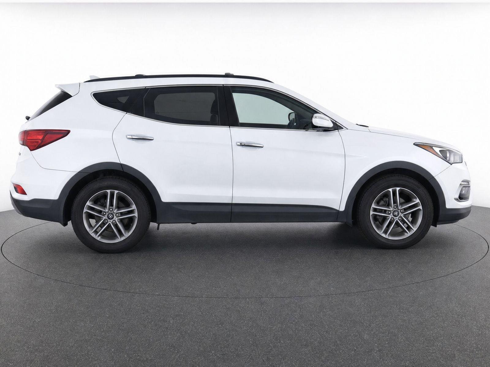 Used 2017 Frost White Pearl Hyundai 2.4L image 12