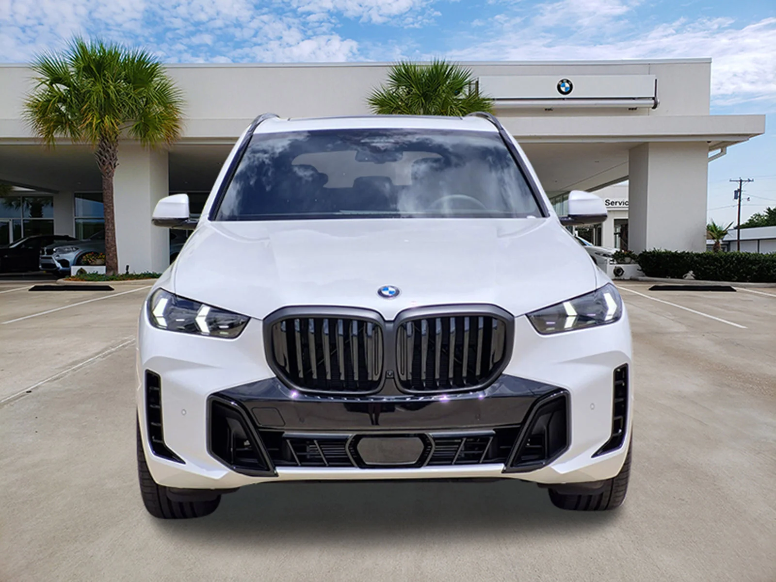 New 2026 Mineral White Metallic BMW xDrive40i image 2