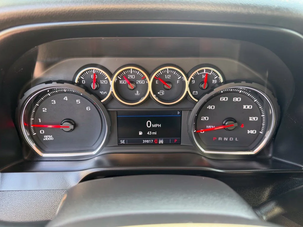 Used 2021 White Chevrolet Custom Trail Boss image 21