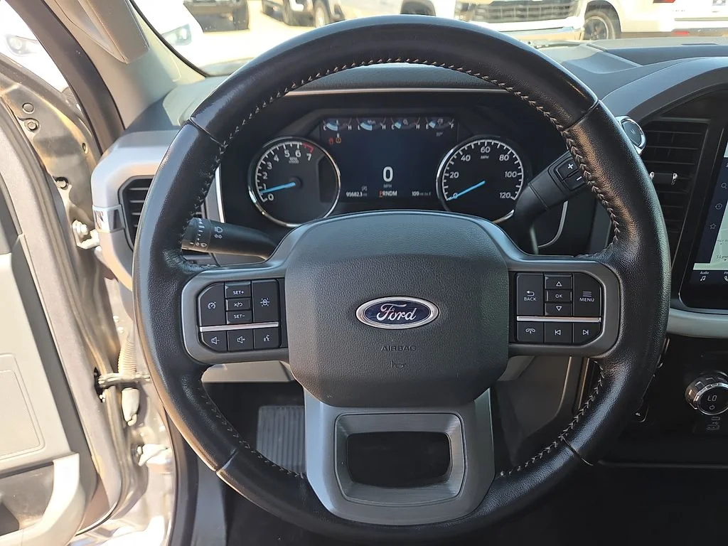 Used 2021 Silver Ford XLT image 21