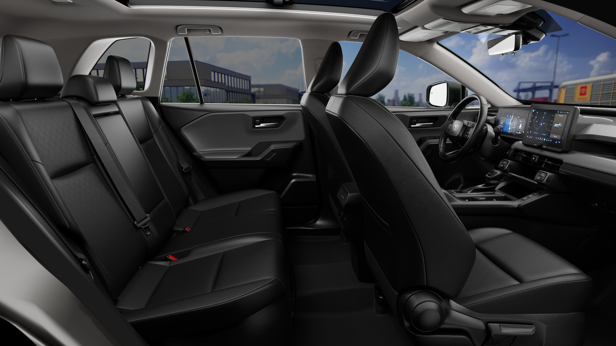 New 2026 Ice Cap Toyota XLE Premium image 43
