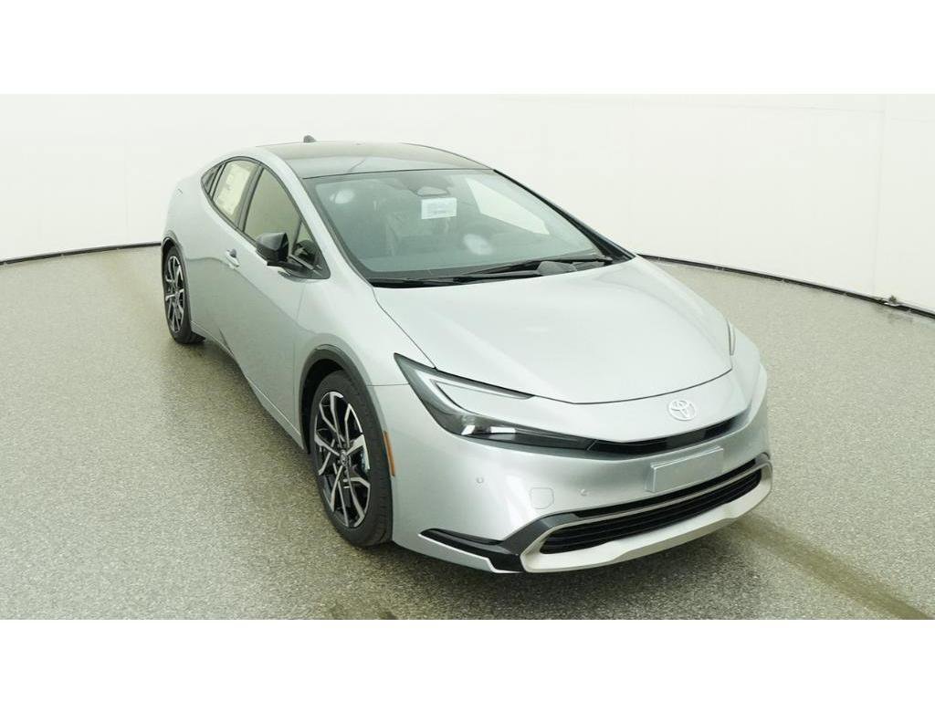 New 2026 Cutting Edge Toyota XSE image 14
