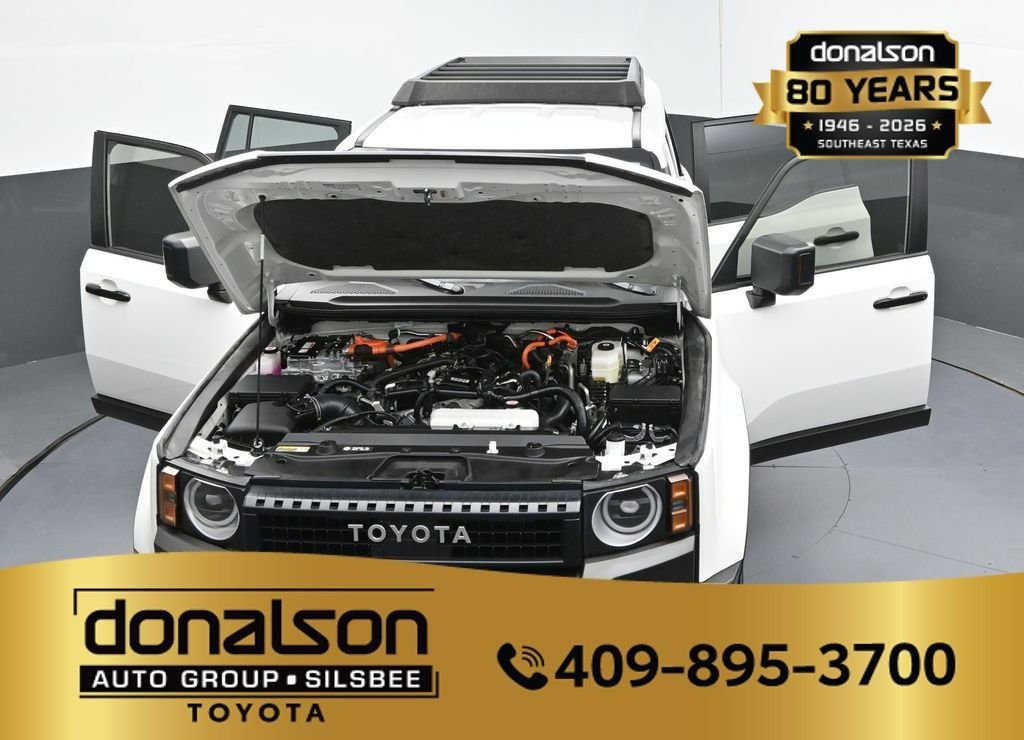 Used 2025  Toyota 1958 image 28