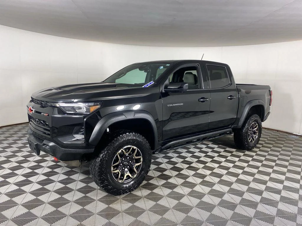 Used 2024 Black Chevrolet ZR2 image 3