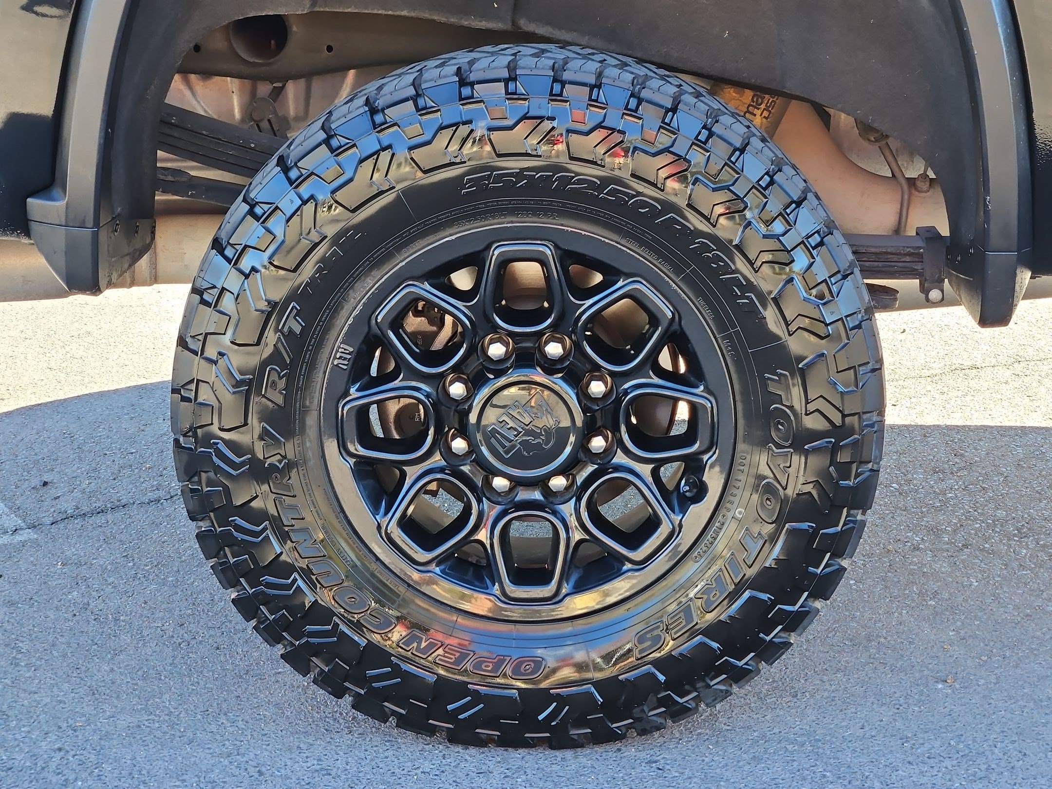 2024 Chevrolet Silverado 2500HD ZR2 - Photo 12