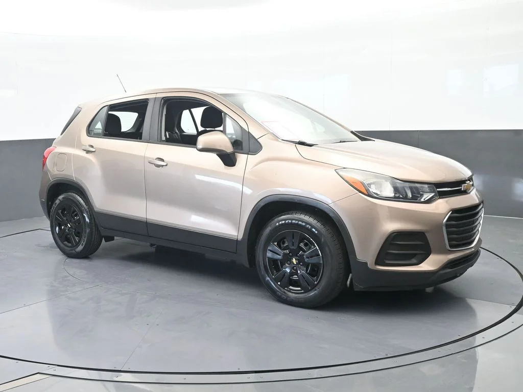 Used 2018 Sandy Ridge Metallic Chevrolet LS image 8