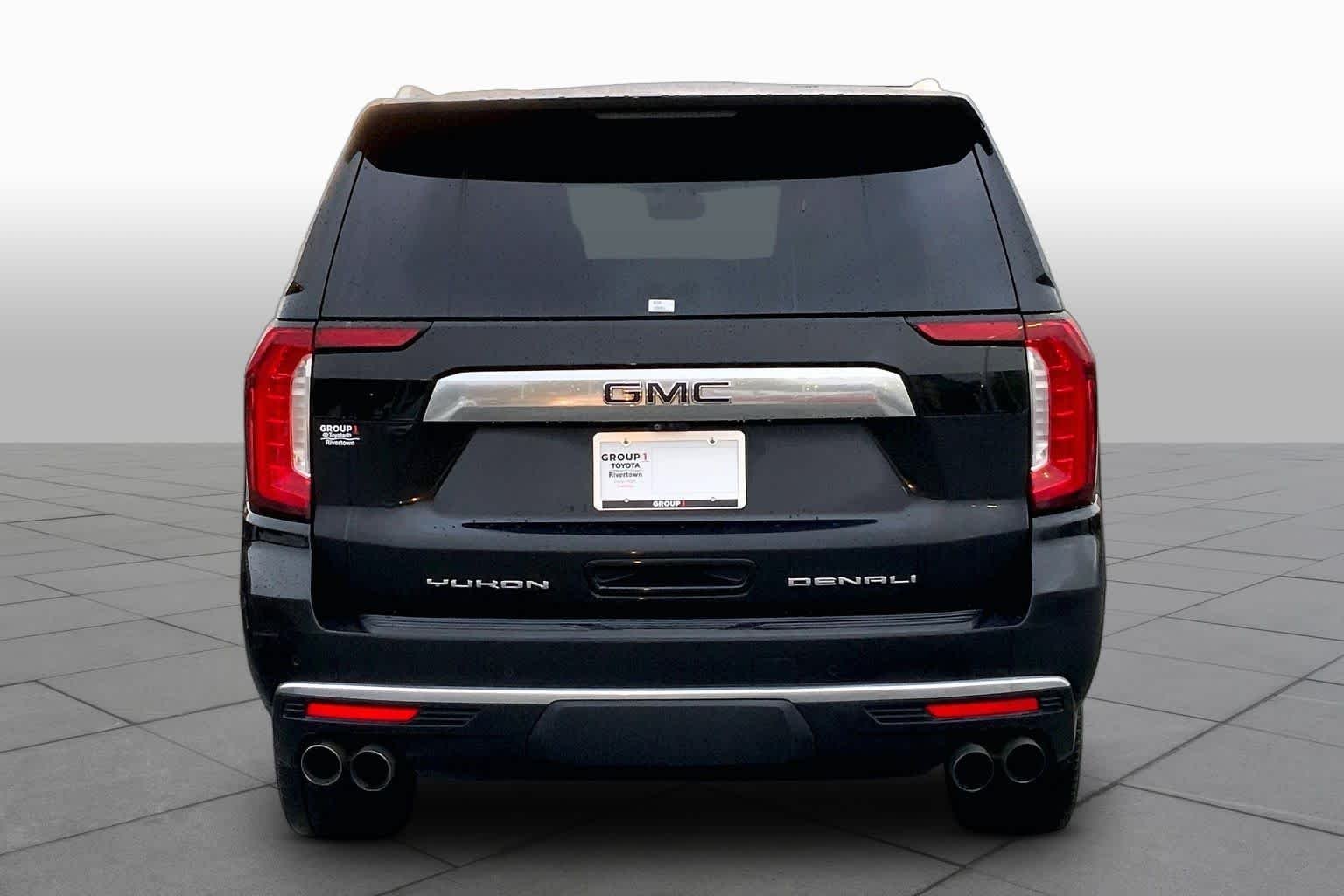 Used 2021 Onyx Black GMC Denali image 5