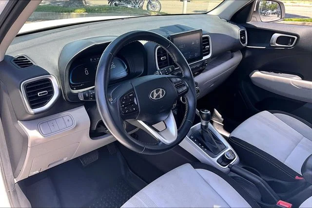 Used 2023 Ceramic White Hyundai SEL image 14