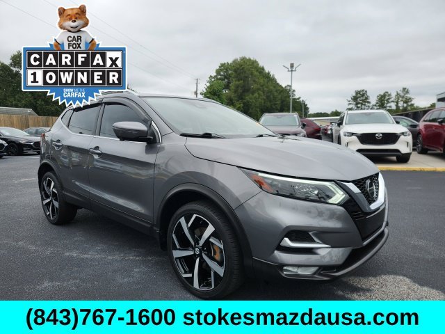 Used 2020 Gray Nissan SL image 7