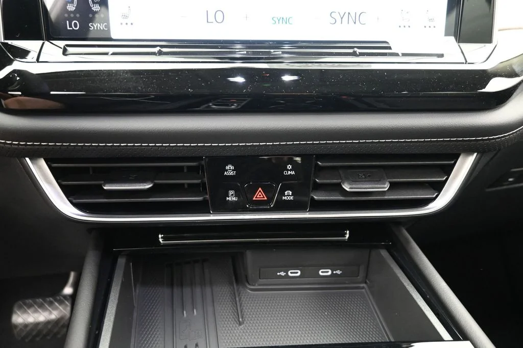 2026 Volkswagen Atlas SE w/Tech - Photo 16