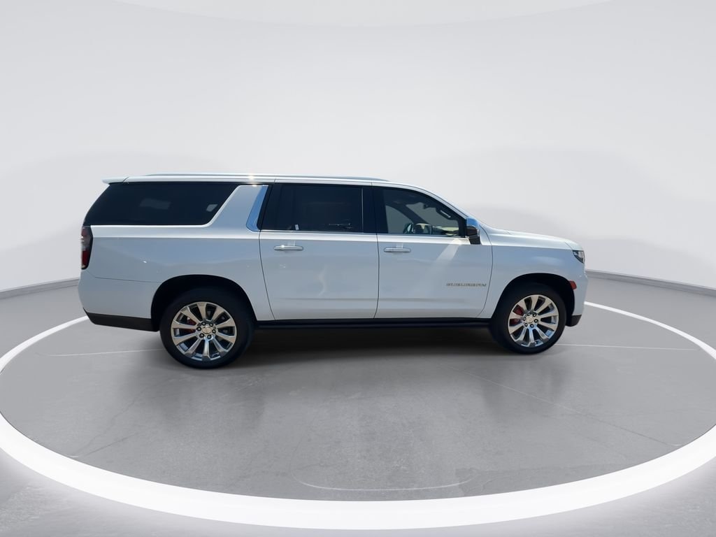 Used 2022 White Chevrolet Premier image 9