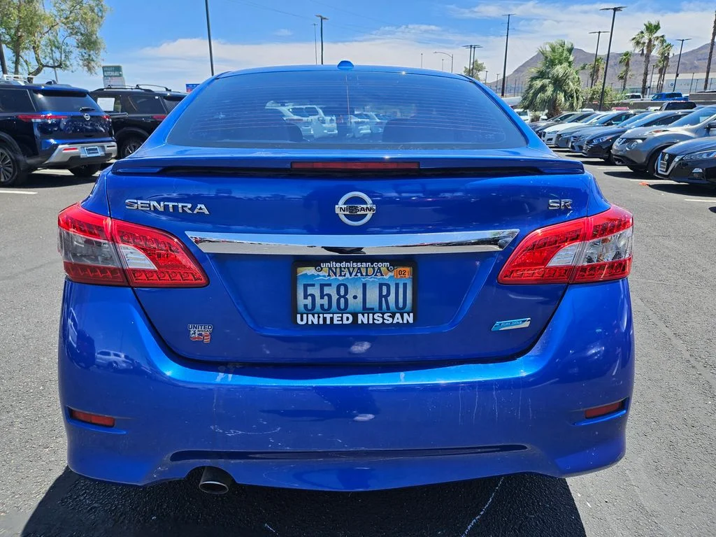 Used 2014  Nissan SV image 6