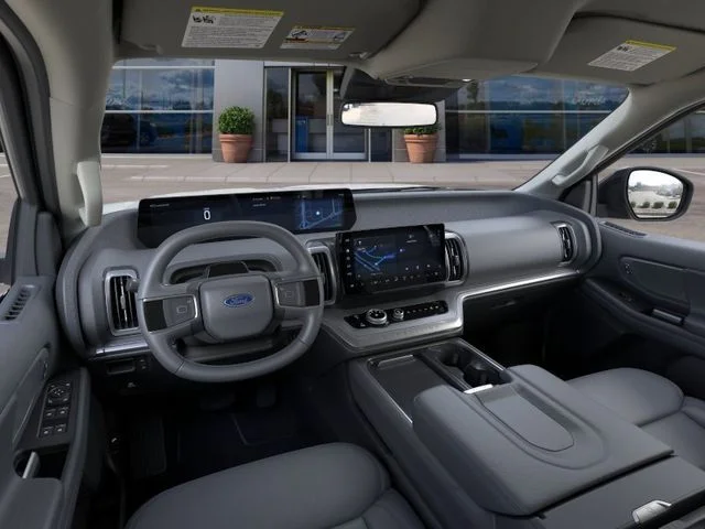 New 2026 Oxford White Ford Active image 32