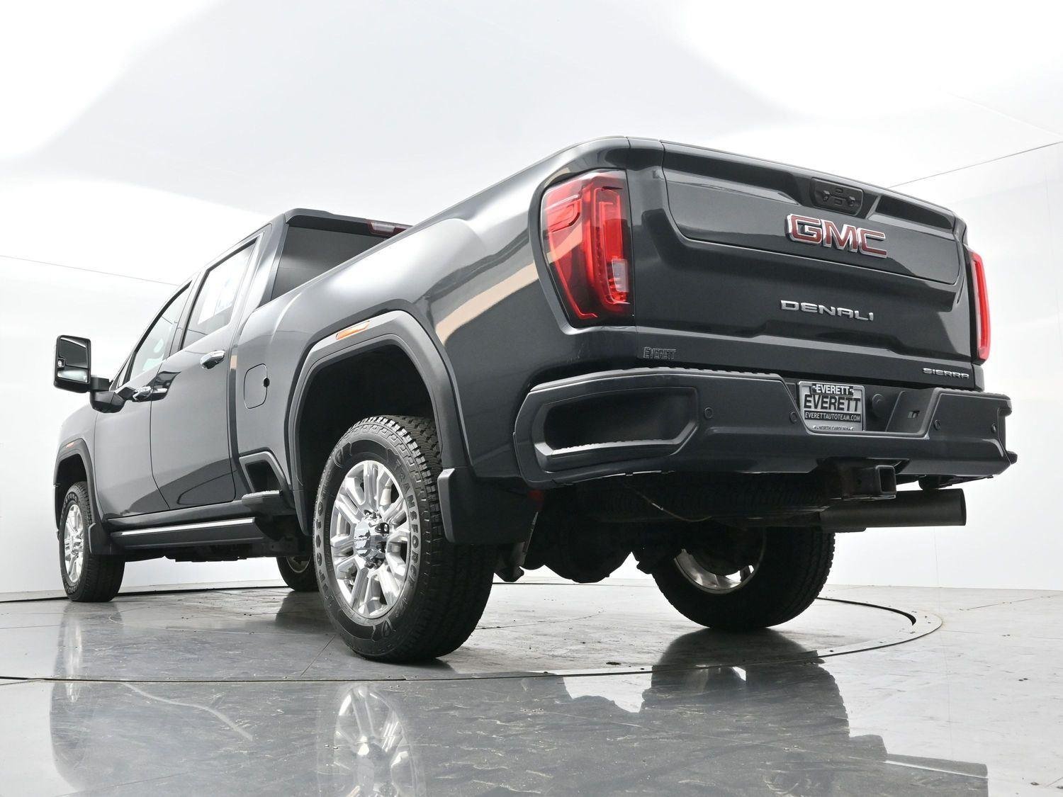 Used 2022 Hunter Metallic GMC Denali image 51