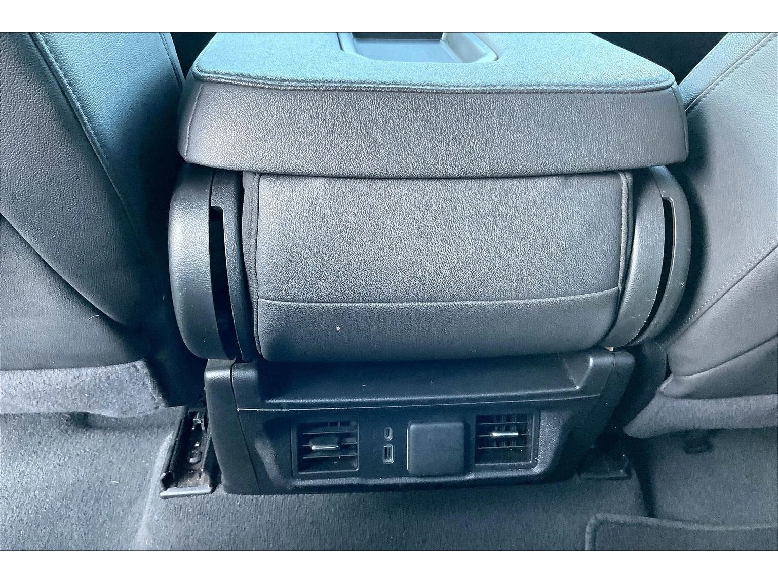 Used 2025 Titanium Rush Metallic GMC SLT image 23
