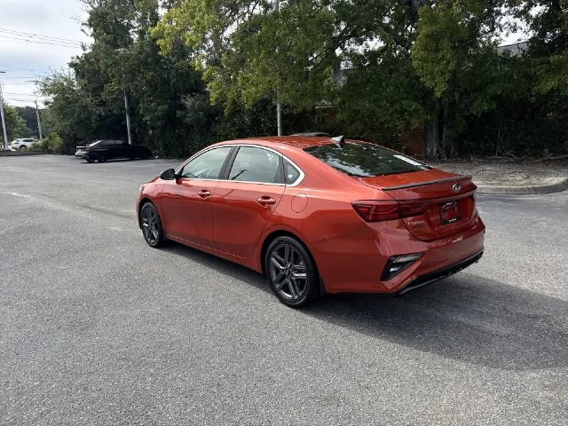 Used 2019 Red Kia EX image 7