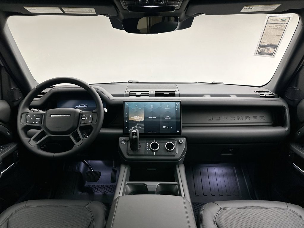 New 2026 Woolstone Green Land Rover X-Dynamic SE image 8
